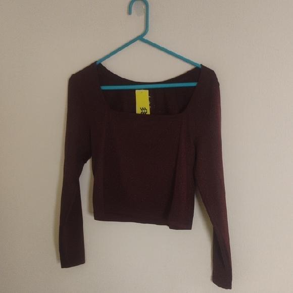 All in Motion Maroon Cropped Long Sleeve Blouse - Picture 1 of 5